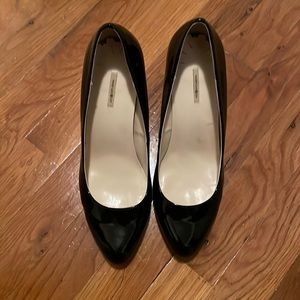 Max Studio pumps